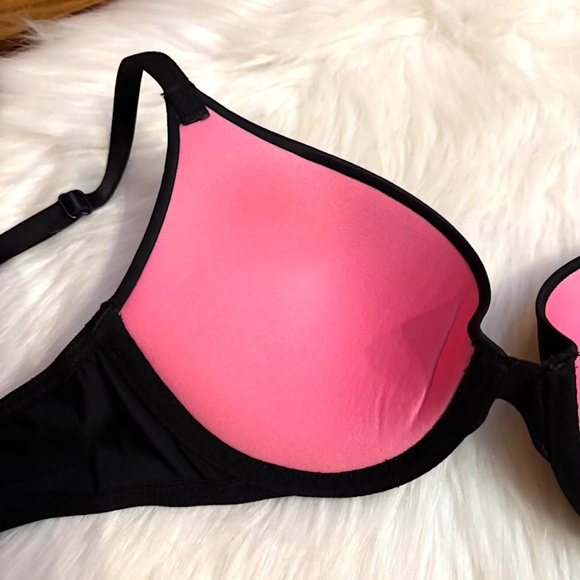 VS Pink Wear Everywhere Push-Up Bra - 32B (NWOT) - Picture 8 of 12